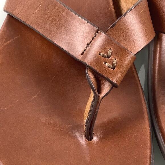 Vionic Elijah water repellent Leather Flip Flops Sandals men size 7 unisex EUC - Picture 6 of 13